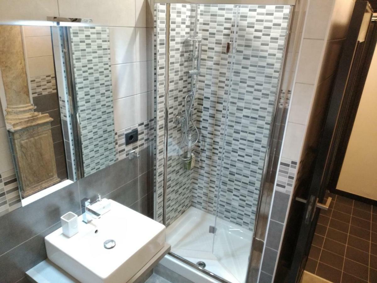 Nik Rooms Genua Zewnętrze zdjęcie